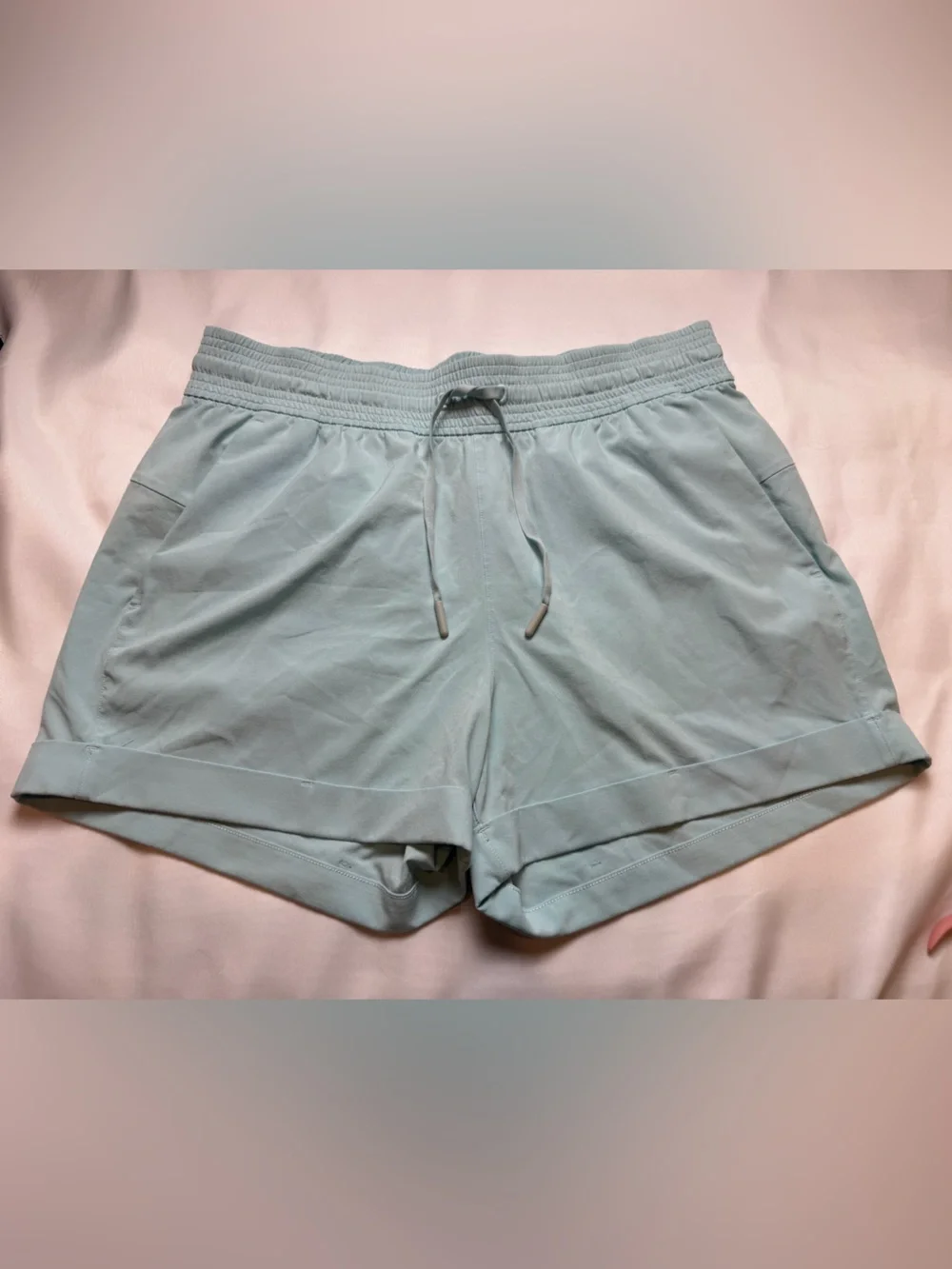 Lululemon Women’s Athletic Running Shorts Size 8 Light Aqua Back Pocket