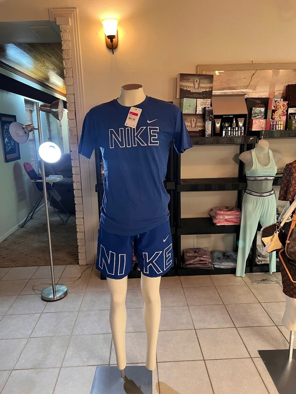 Mens nike short/shirt sets medium