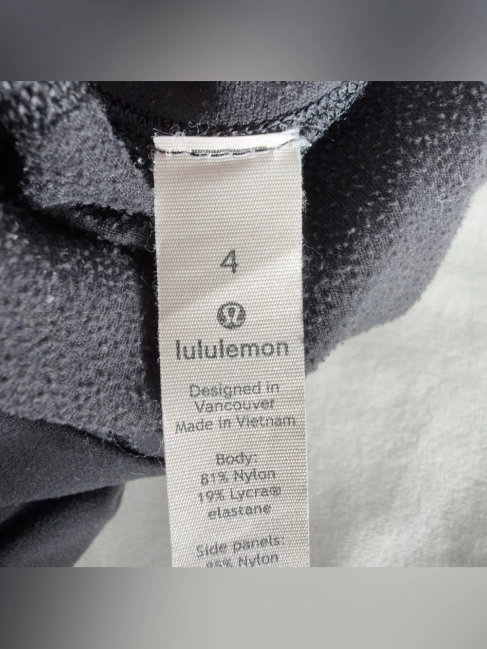 lululemon athletica sleek black