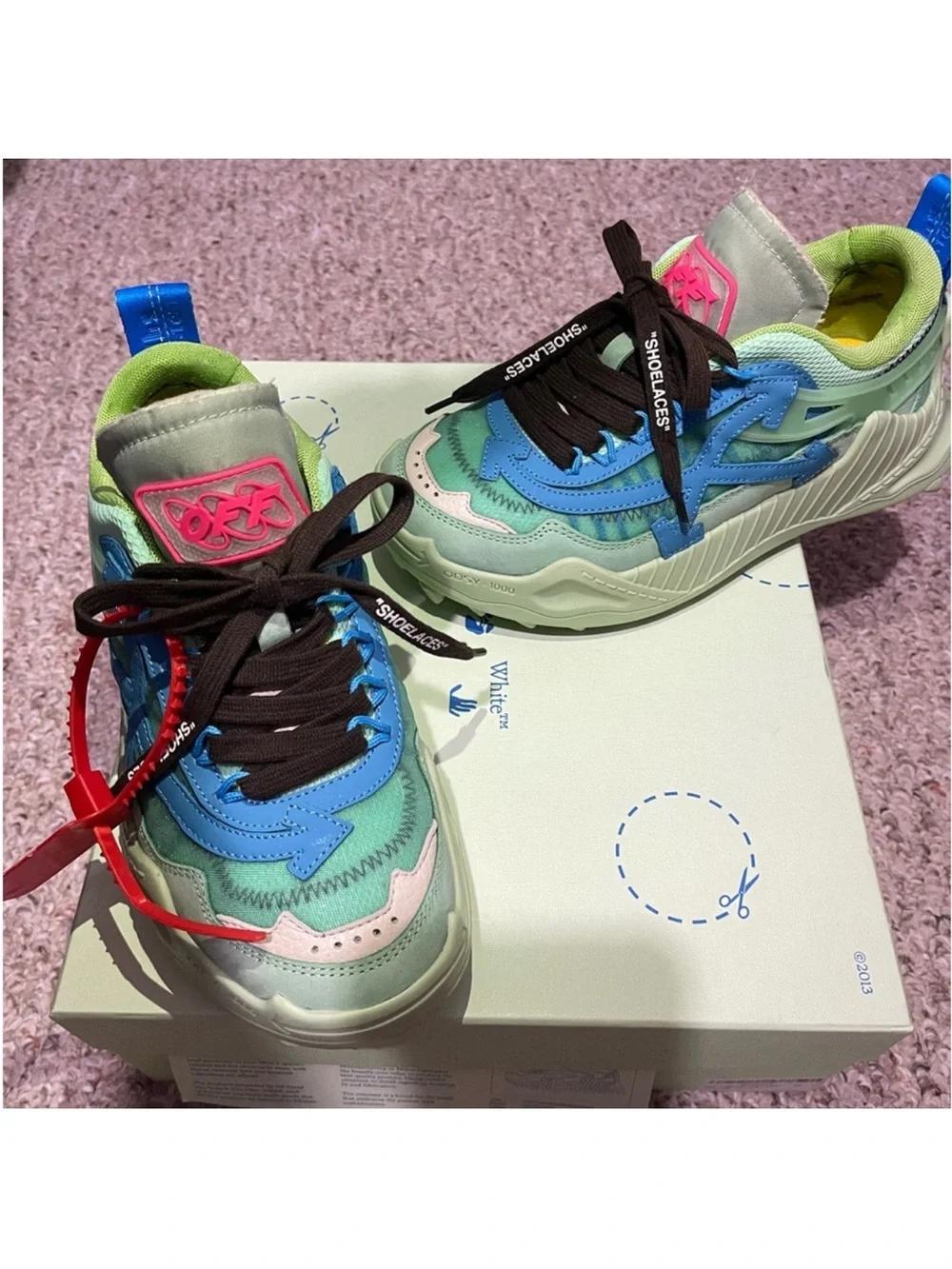 Off-White off white