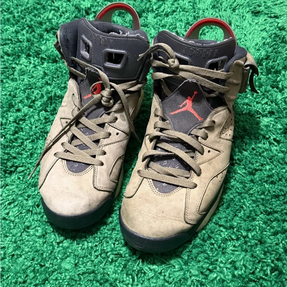 Jordan no box