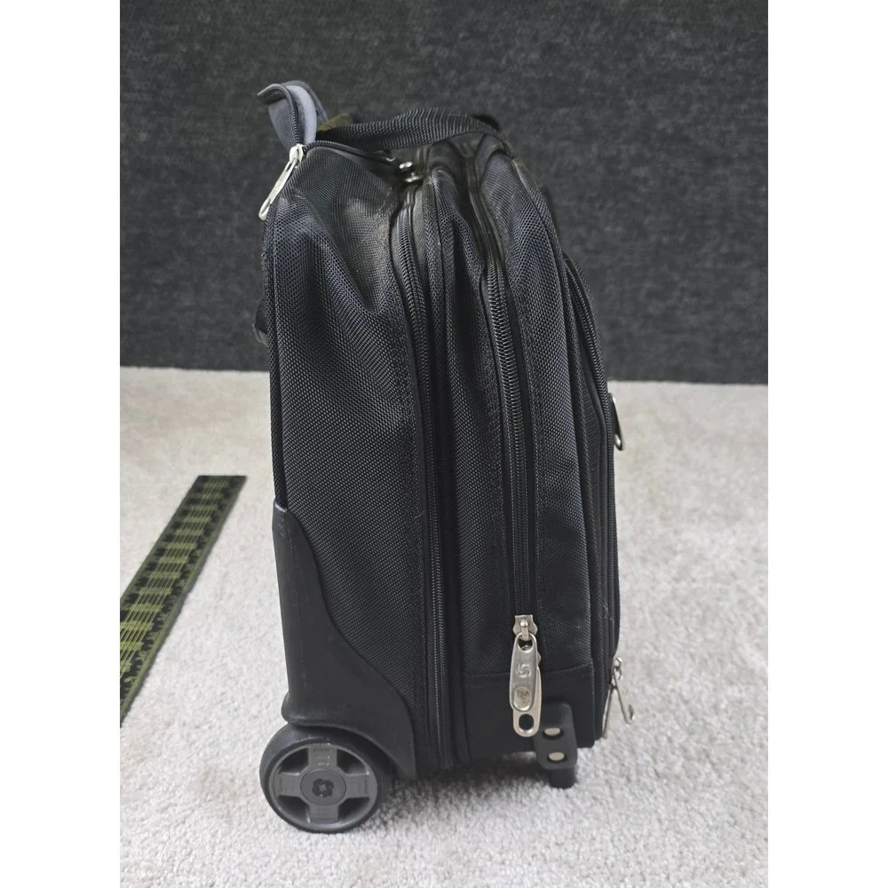 Samsonite rolling laptop
