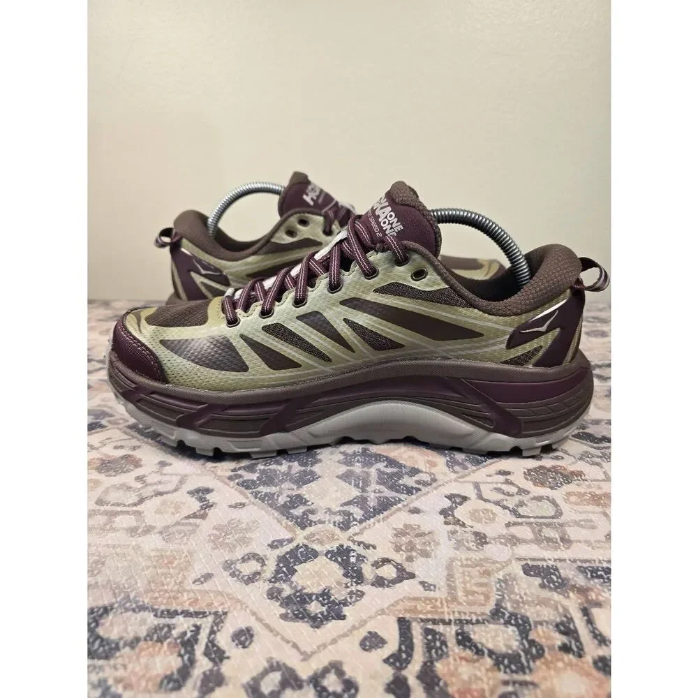 Hoka One One brand new