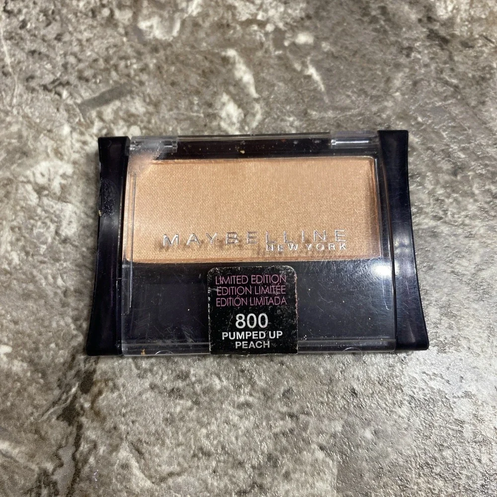Maybelline Expert Wear Pumped up Peach 800 Eye Shadow