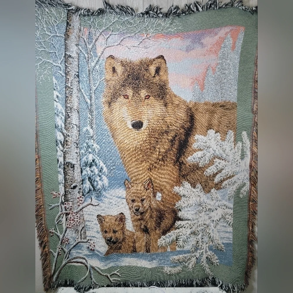 Source Unknown Wolf‎ Family Tapestry Blanket - Brown and Green