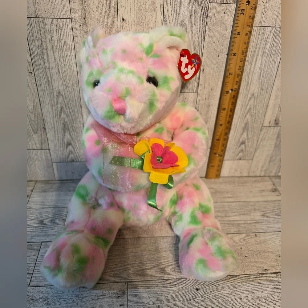 Ty Bloom  Pastel Plush Bear with Flower