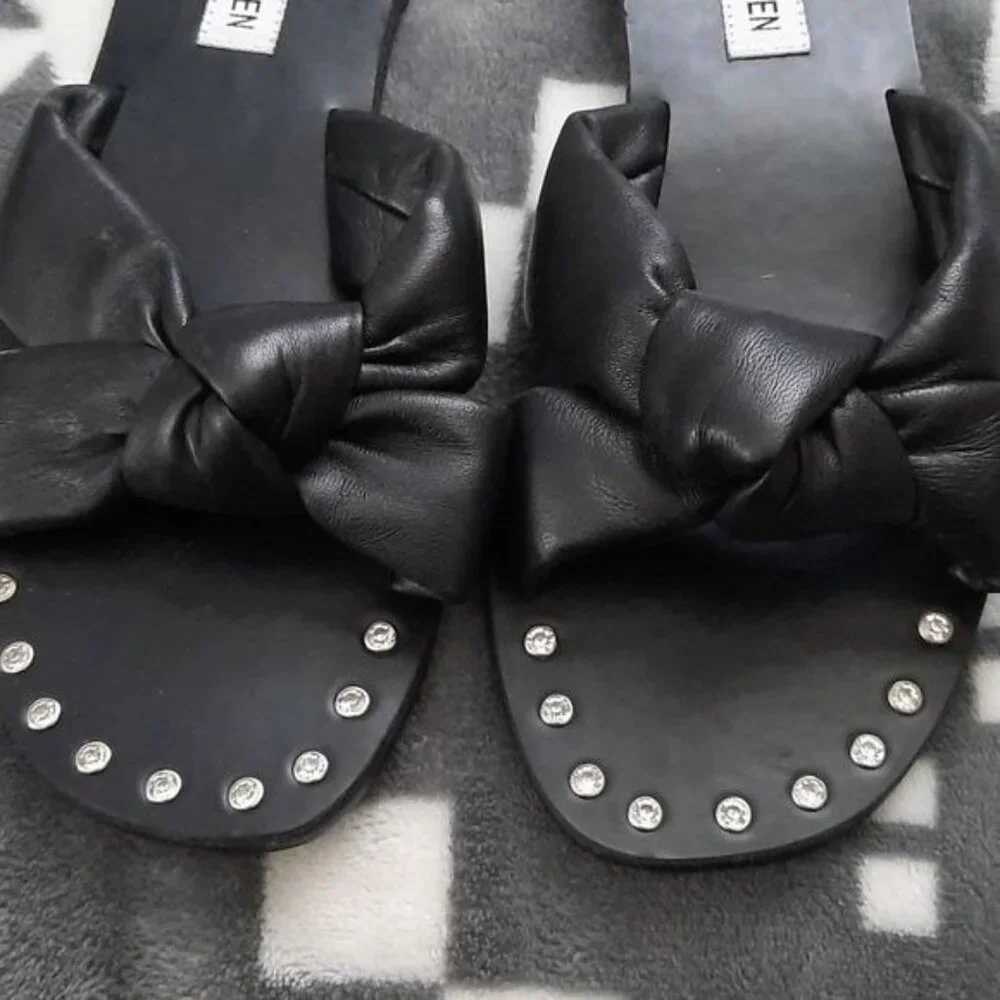 Steve Madden steve madden