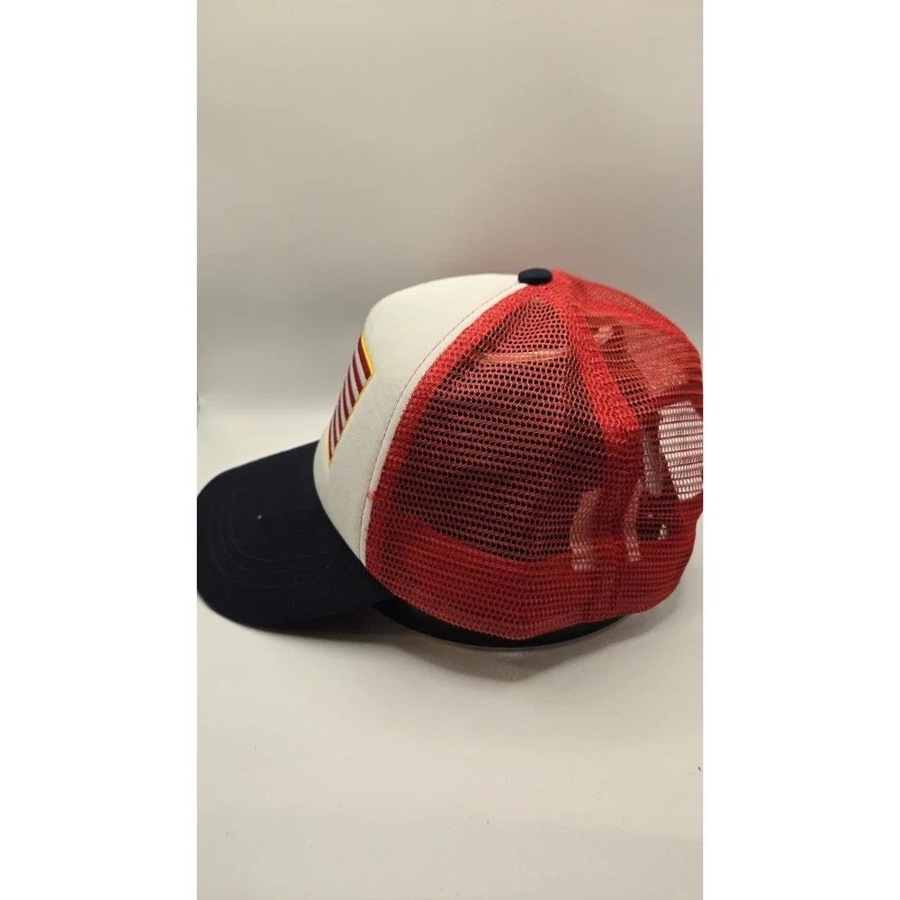 Snapback classic embroidered