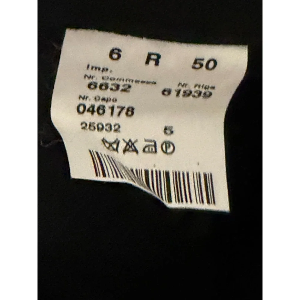 Cerruti 1881 Men's Suit Size 50 Made in Italy Black Pinstripe 2 Piece