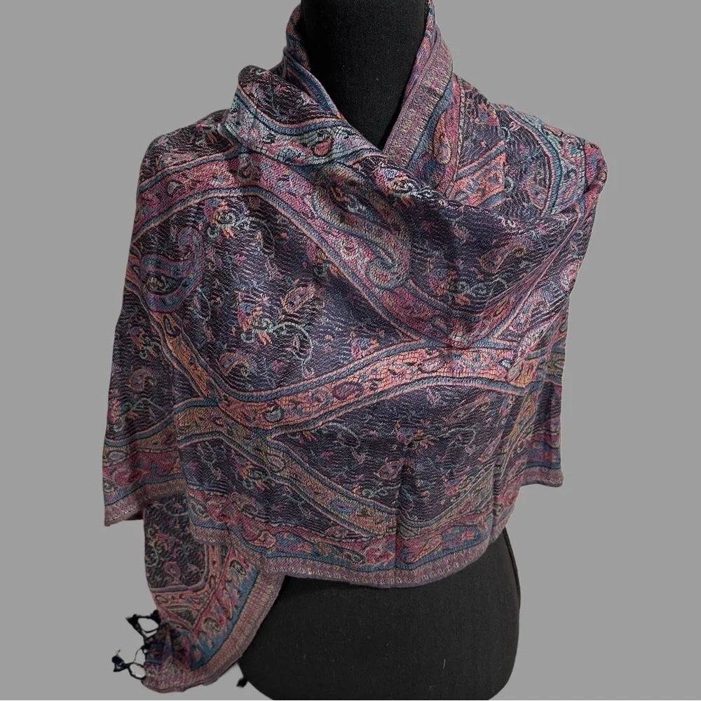Villagers Collection elegant soft