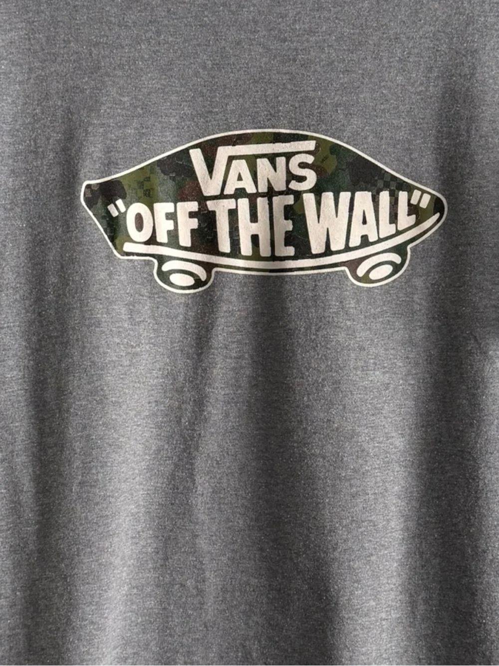Vans tee centered