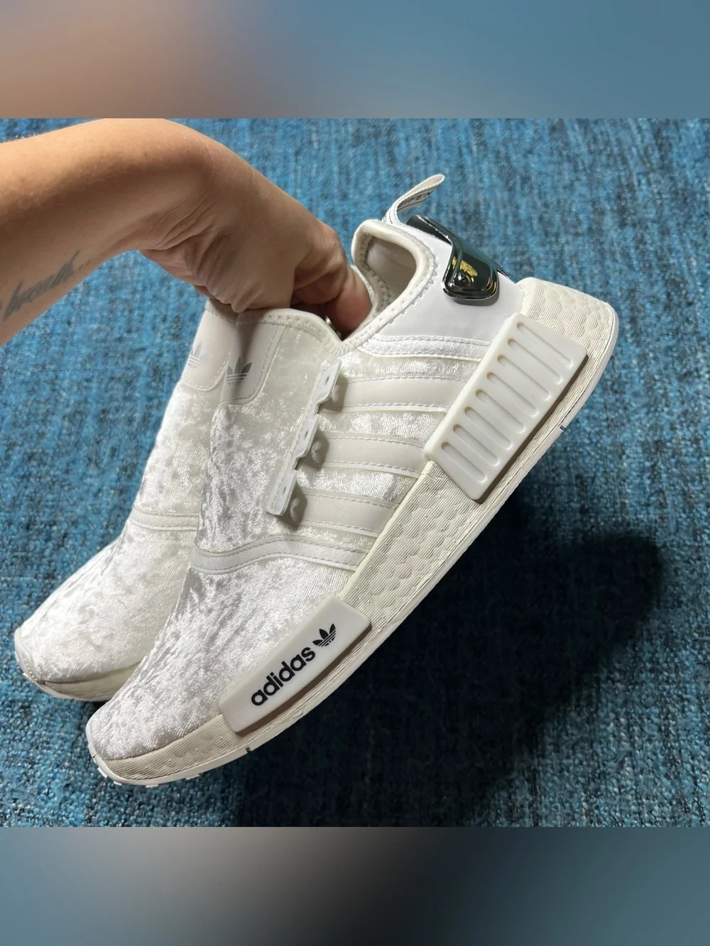 adidas can but please