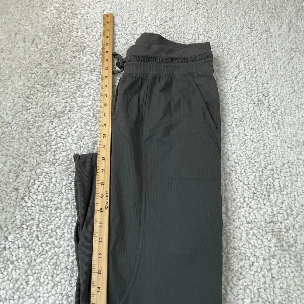 Lululemon Dance Studio Mid Rise Crop Pants Gray Womens 10