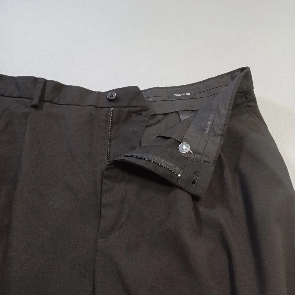 Claiborne mens pleated