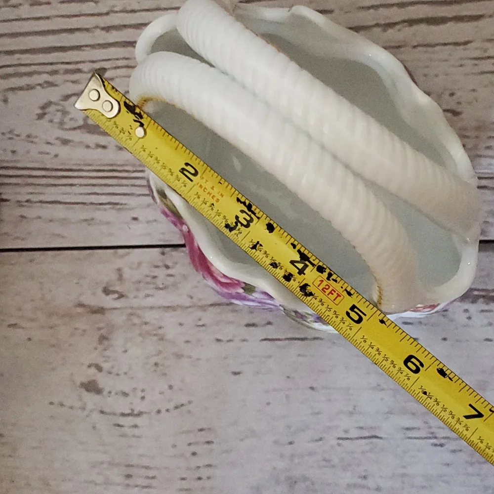 Vintage porcelain basket