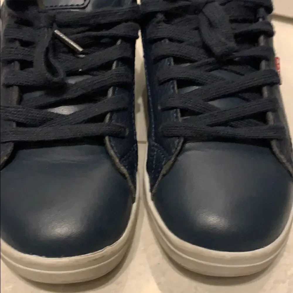 Levis used 30
