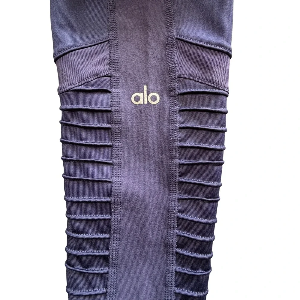 ALO Yoga alo yoga