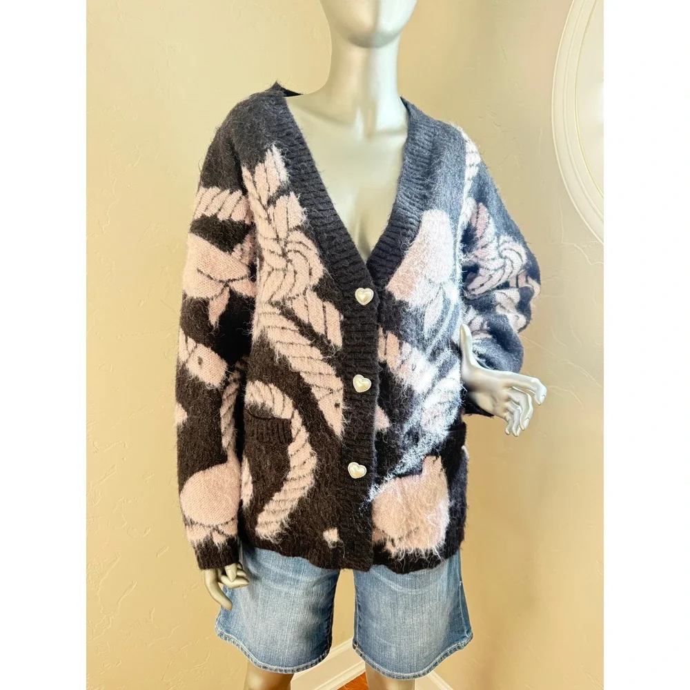 ELF SACK Black & Pink‎ Peach Pattern Oversized Fuzzy Knit Cardigan Heart Buttons