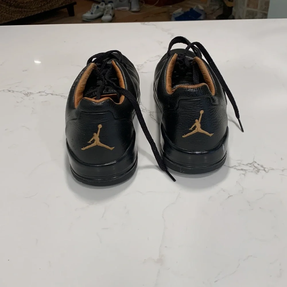 Jordan classic black
