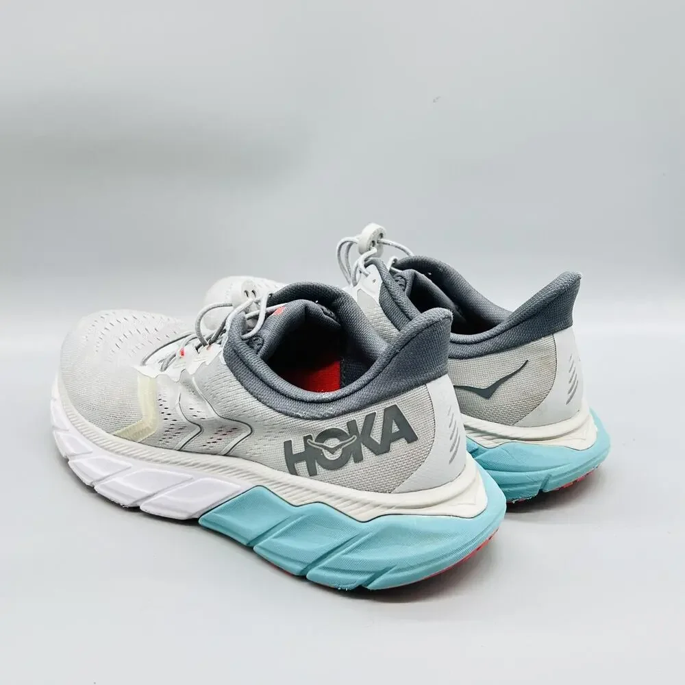 Hoka One One hoka one