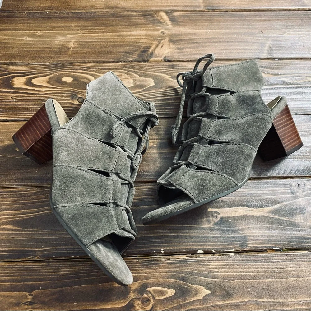 Vionic bristol suede