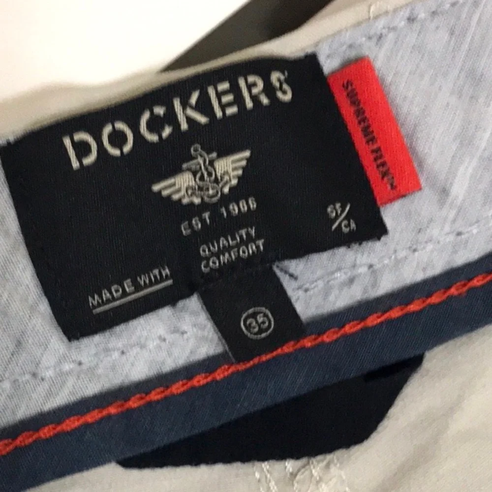 Dockers extreme flex