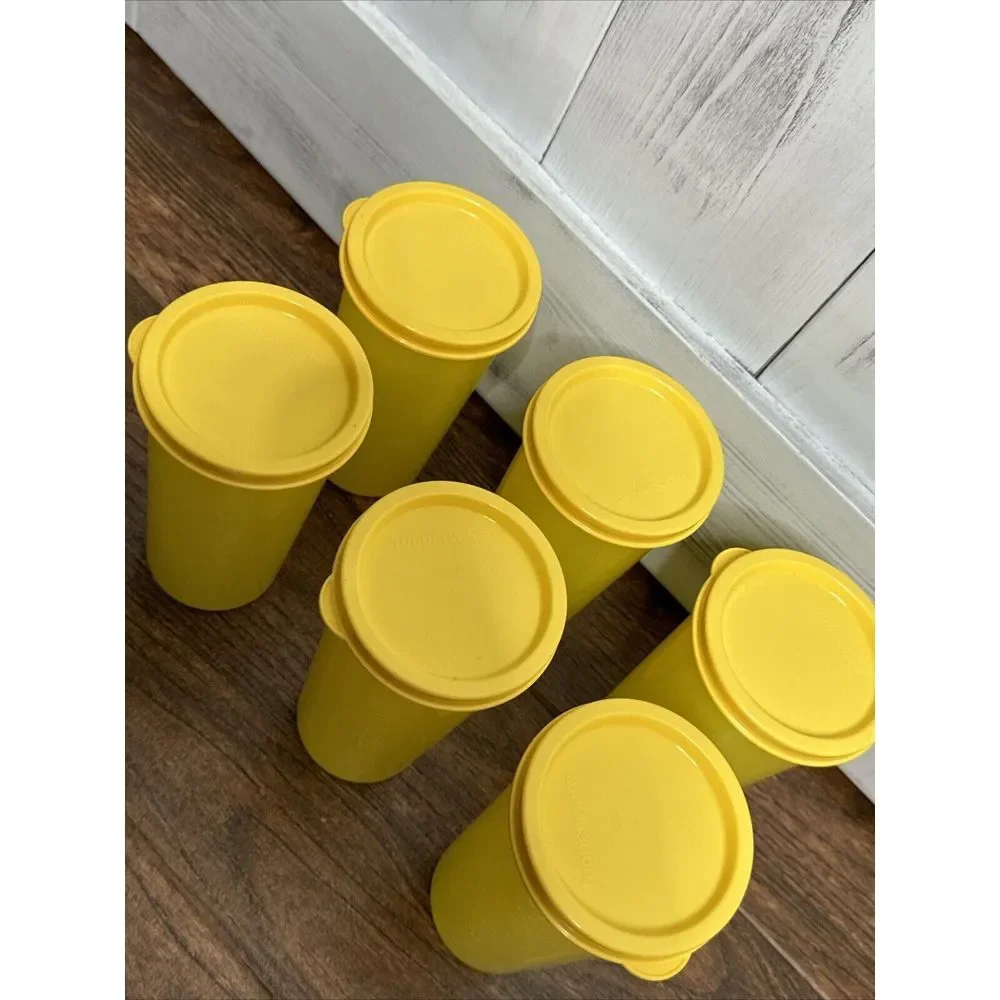 Tupperware vintage oz