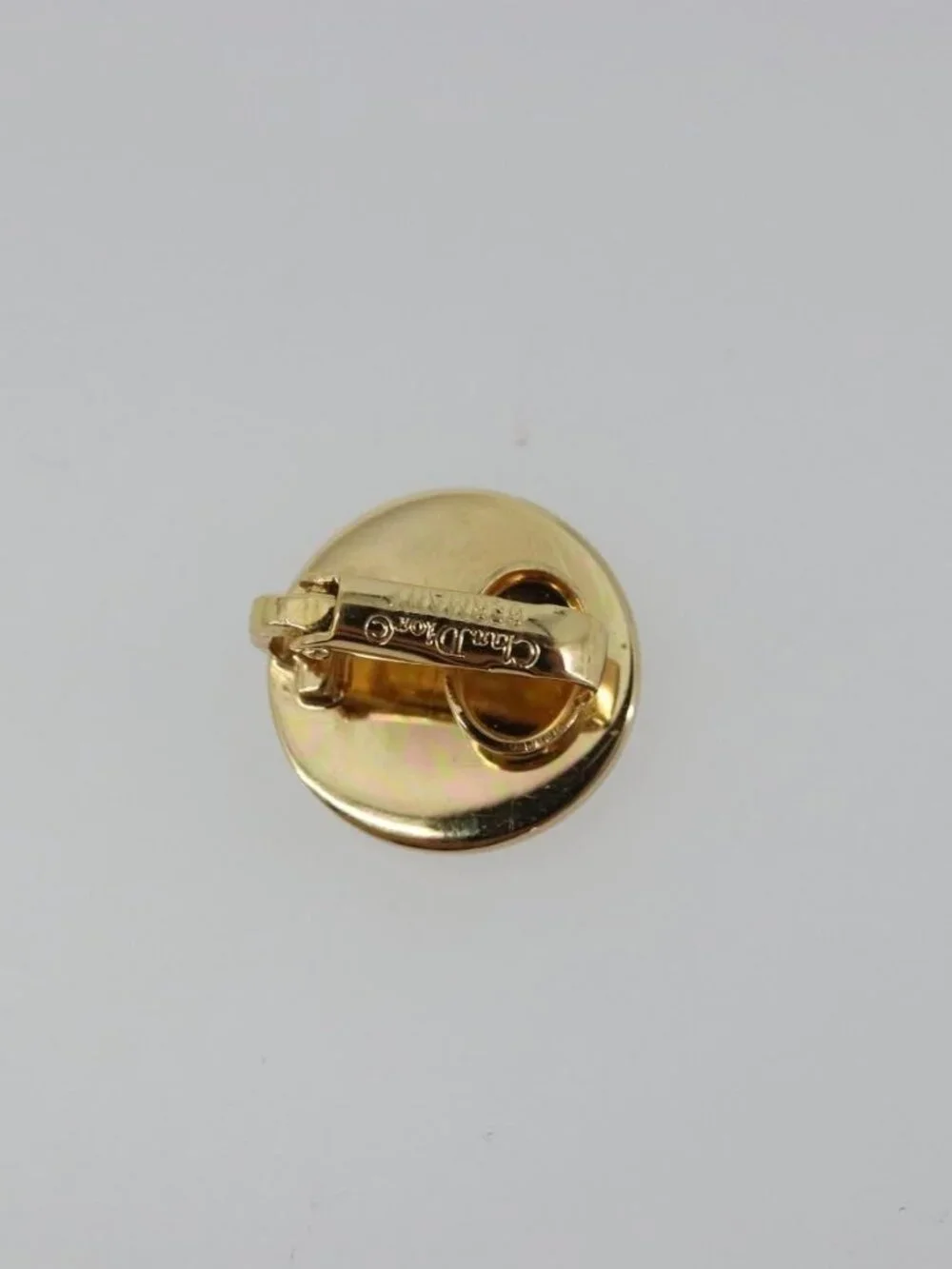 Dior brand	christian color	gold