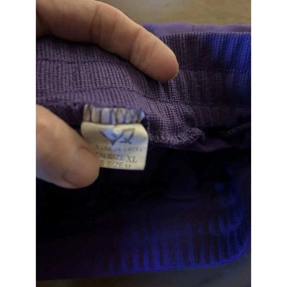 The Unbranded Brand good used