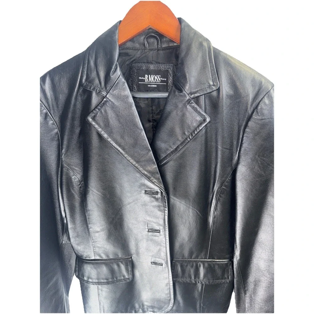 Tailor B. Moss moss black