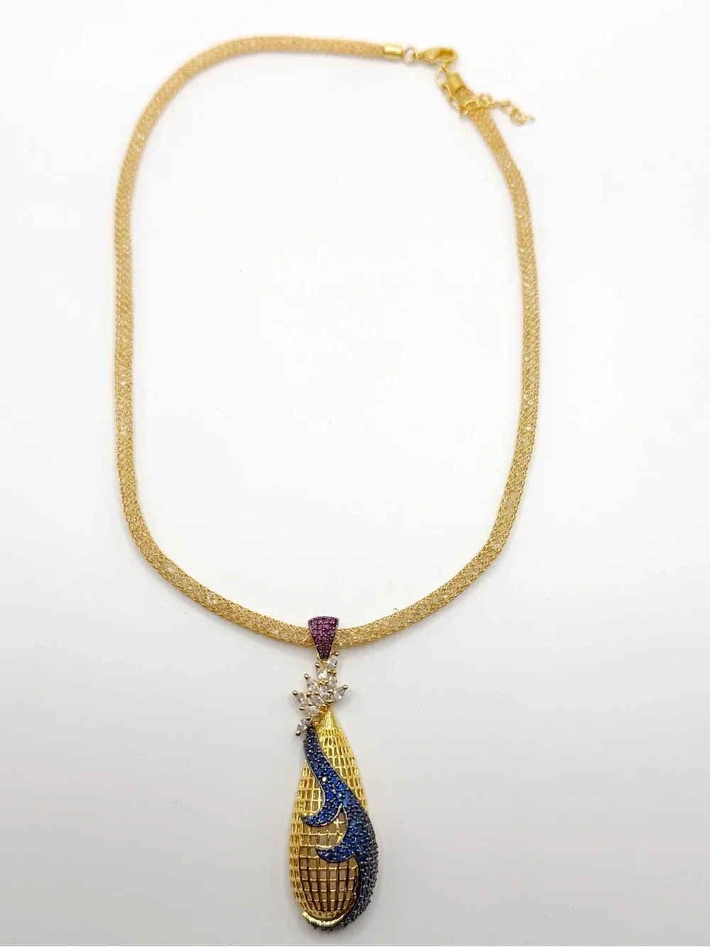 N/A goldtone mesh