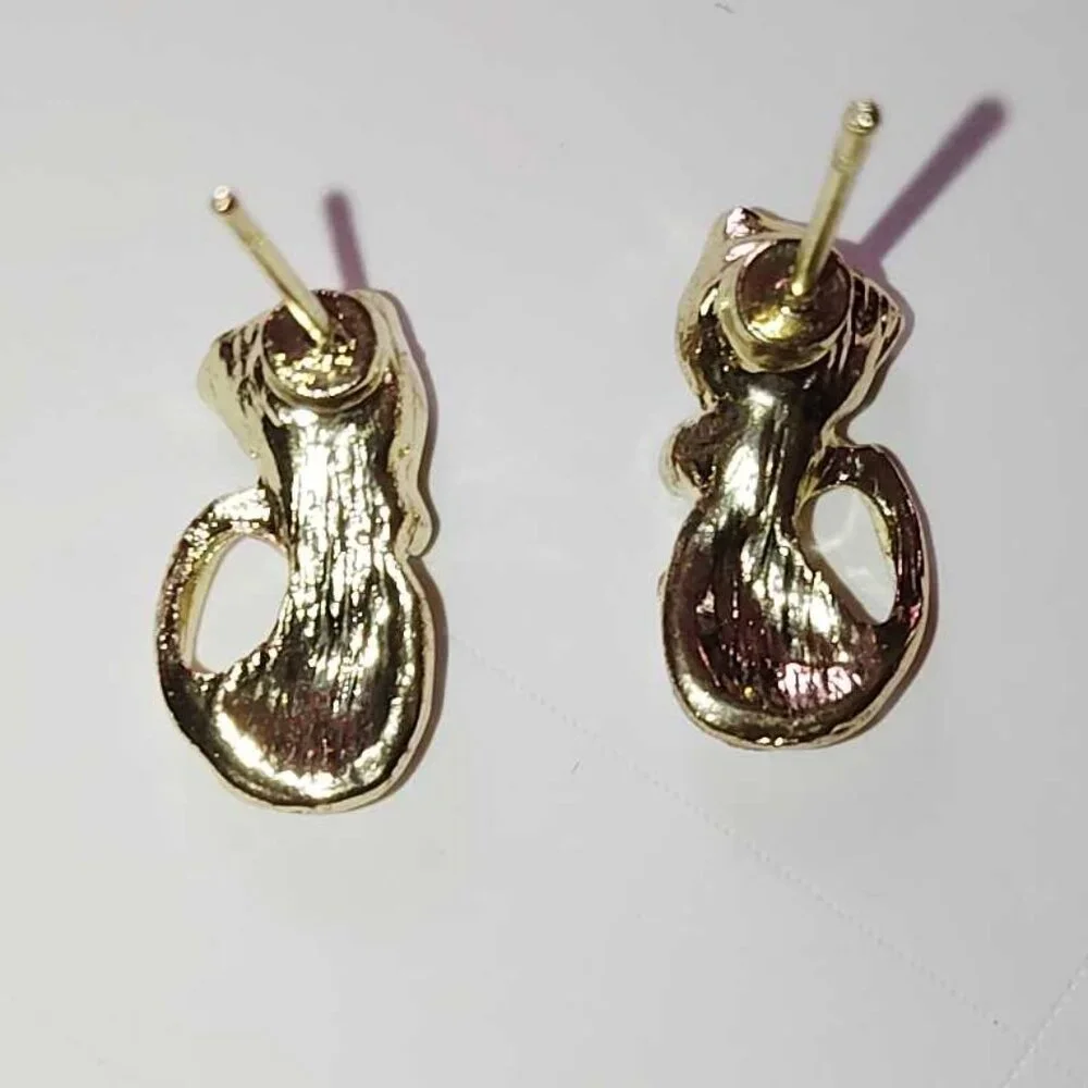 None 0909 earrings