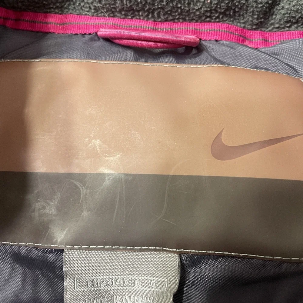 Nike sportswear windpuffer