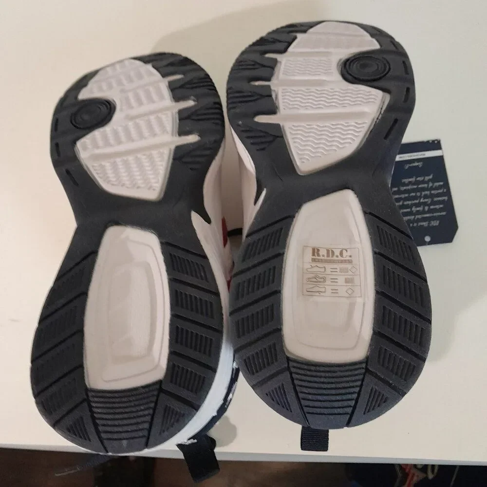 Unbranded step out