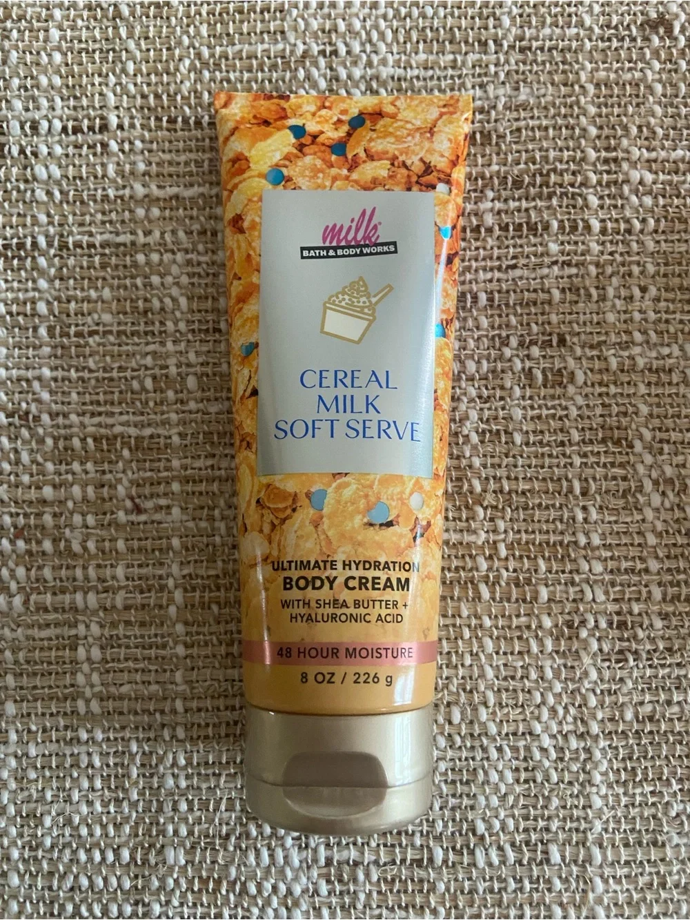 Brand new Bath and body! Body wash & body cream (cereal milk soft serve scent)