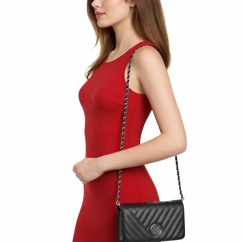 Badgley Mischka excellent not