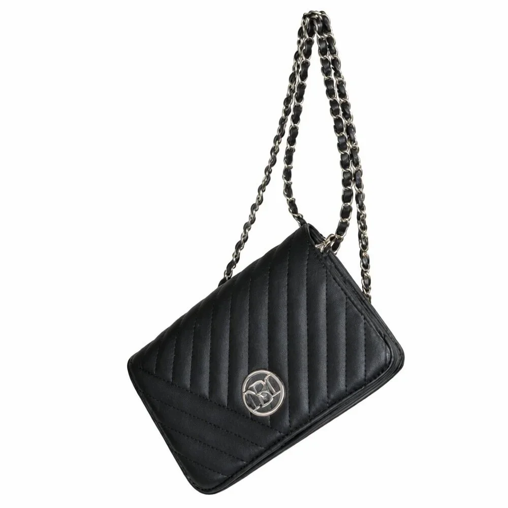 Badgley Mischka excellent not