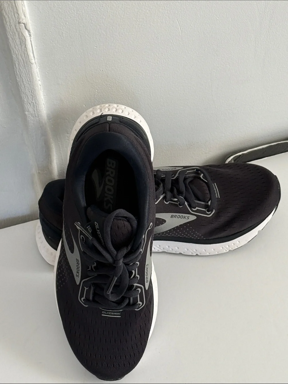 Brooks glycero running
