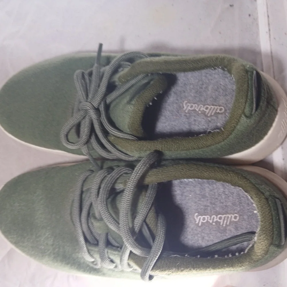allbirds wool runners