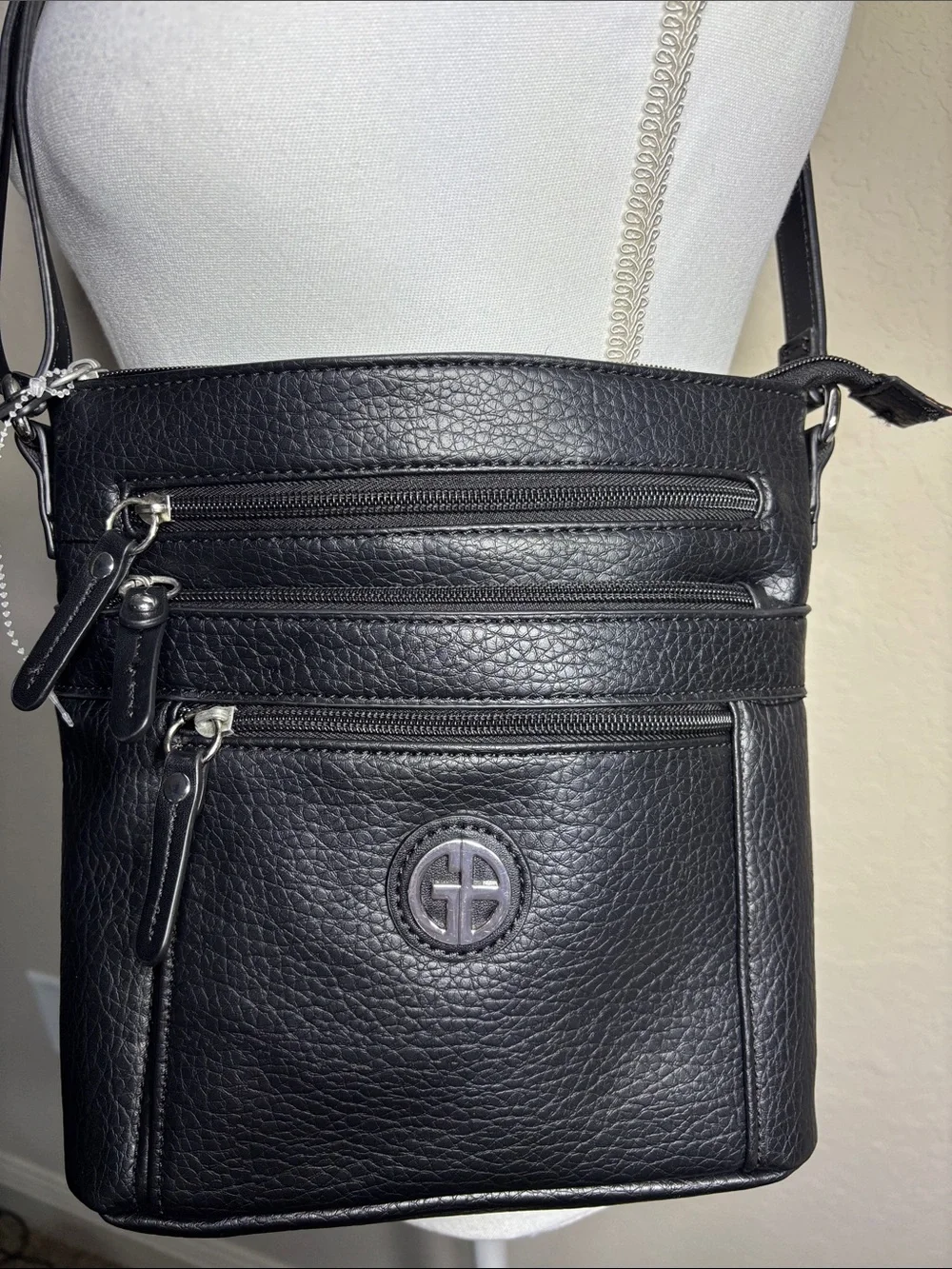 Giani Bernini shop this