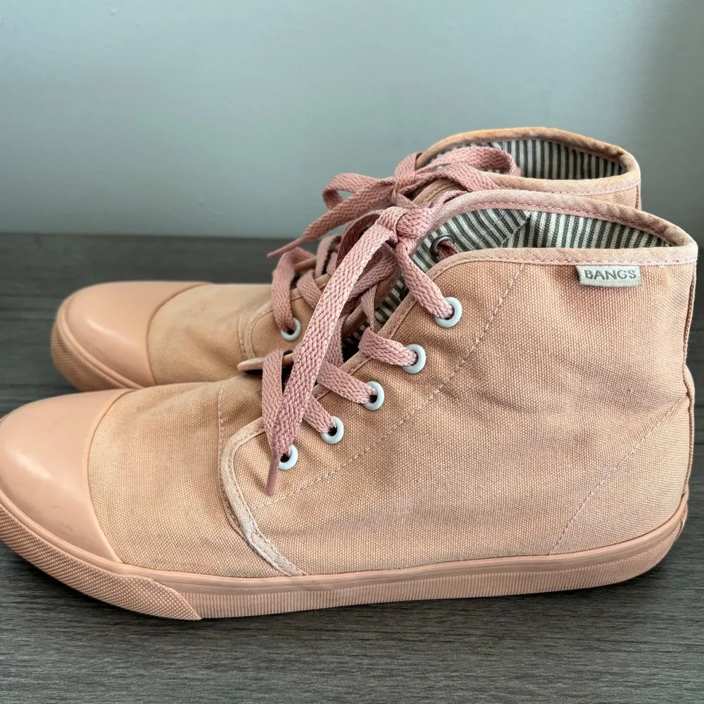 Bangs canvas pink