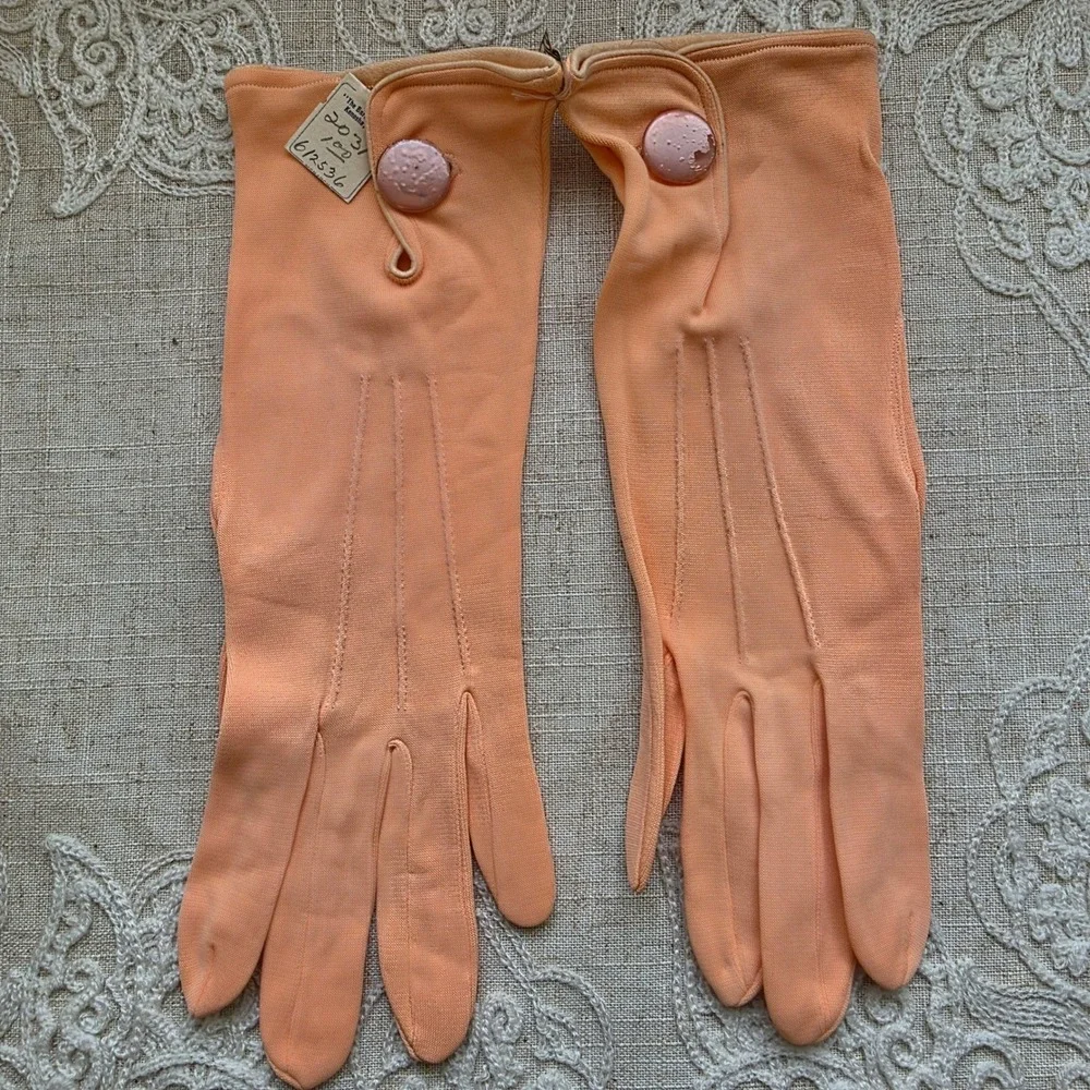 Kayser 60s Formal Dress Gloves 6.5 Peach Button Wrist Length Made in Germany NOS
