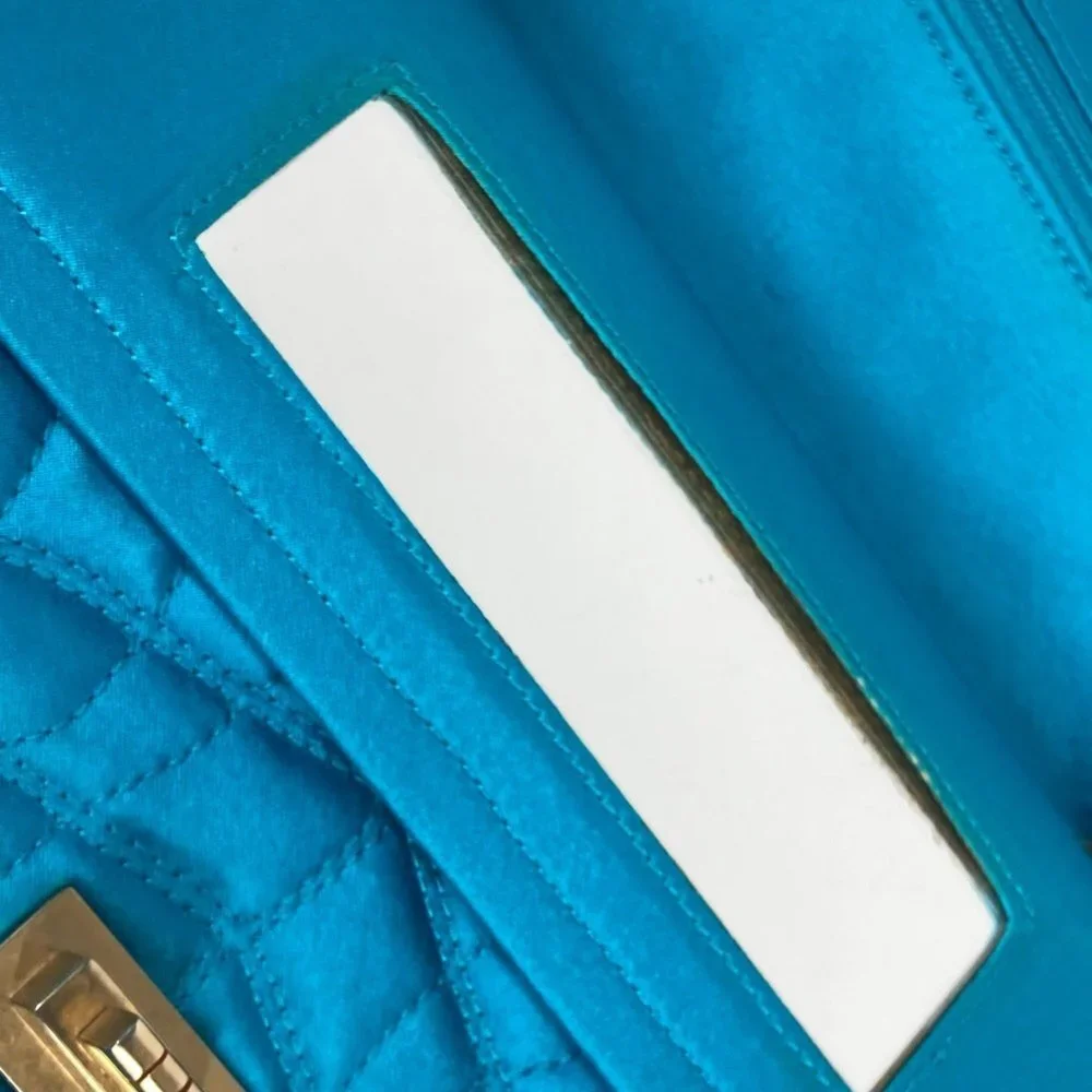 CHANEL blue shoulder