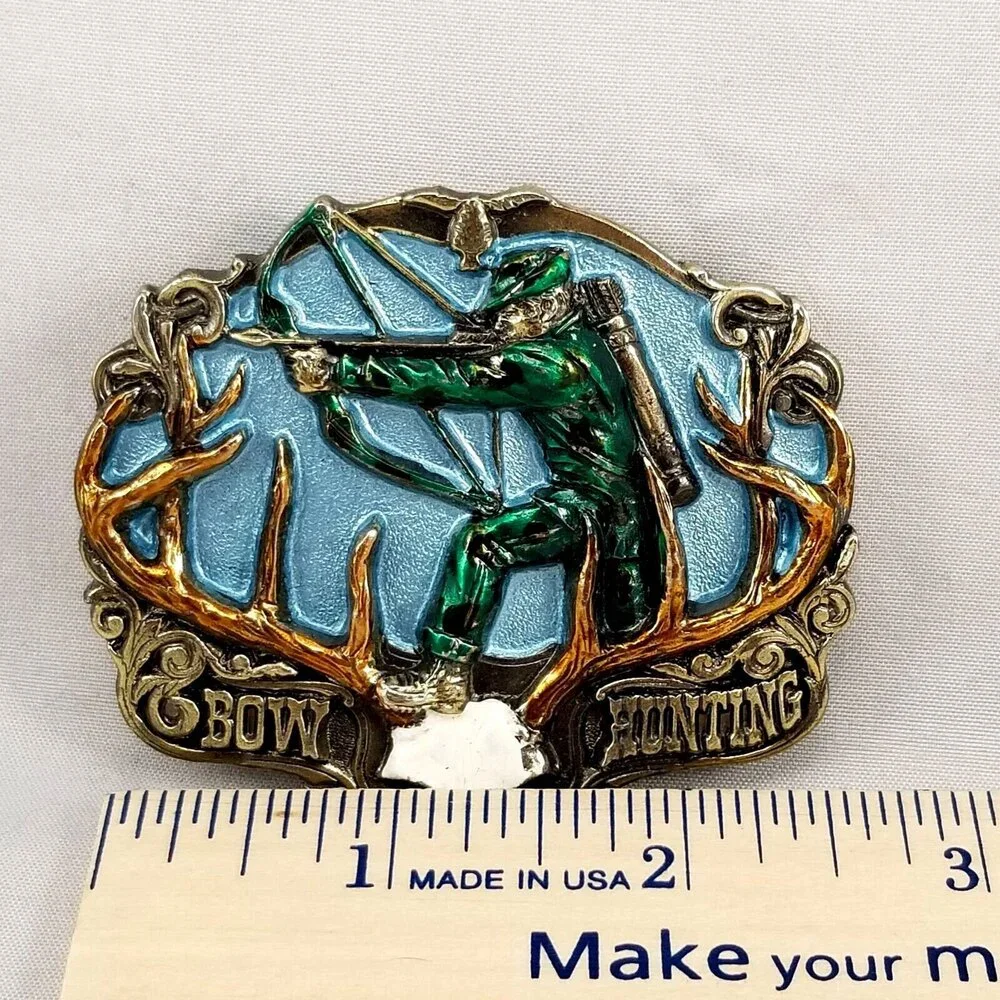 N/A vintage belt