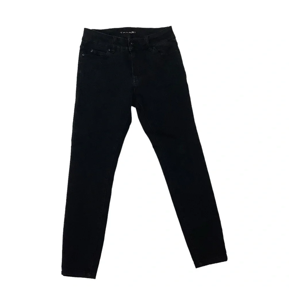 Tahari Black Jeans Sz 6 / 28 Skinny Style