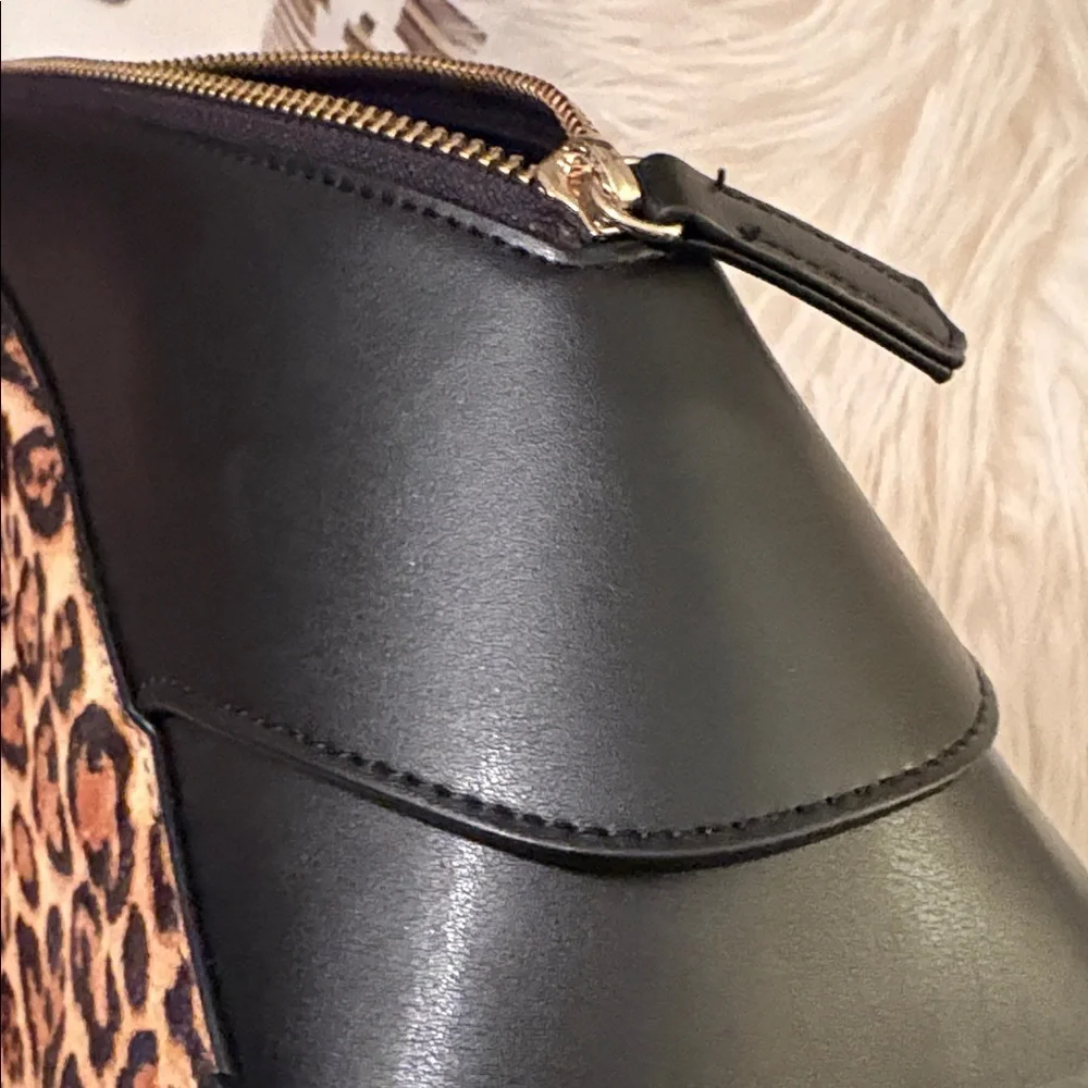 White House Black Market elegant satchel