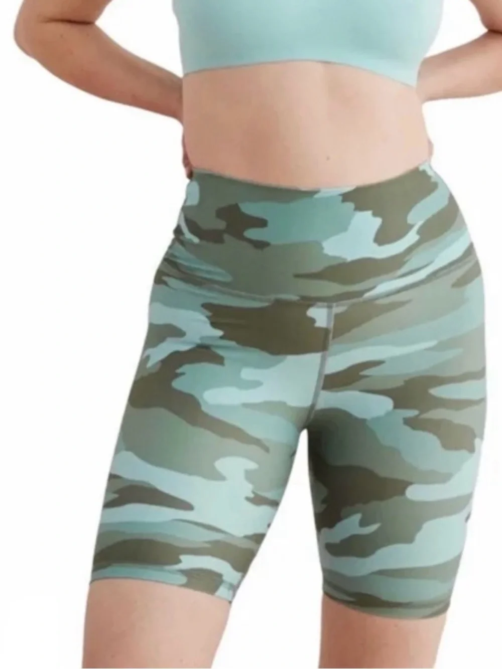 Aerie Move High Waist Camouflage Biker Shorts // Green // XL