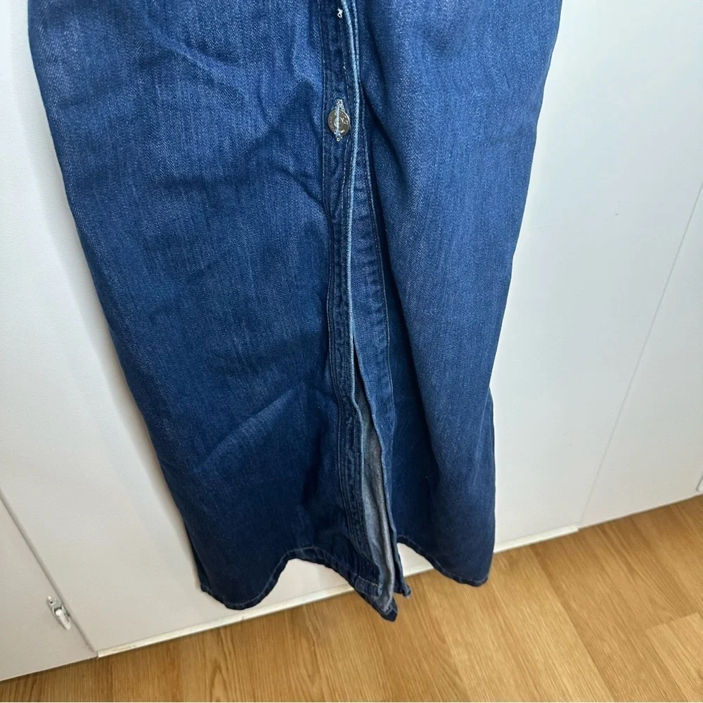 Etica plunge neck