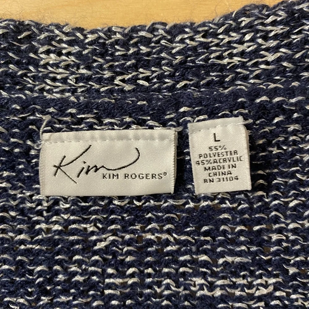 Kim Rogers chic navy