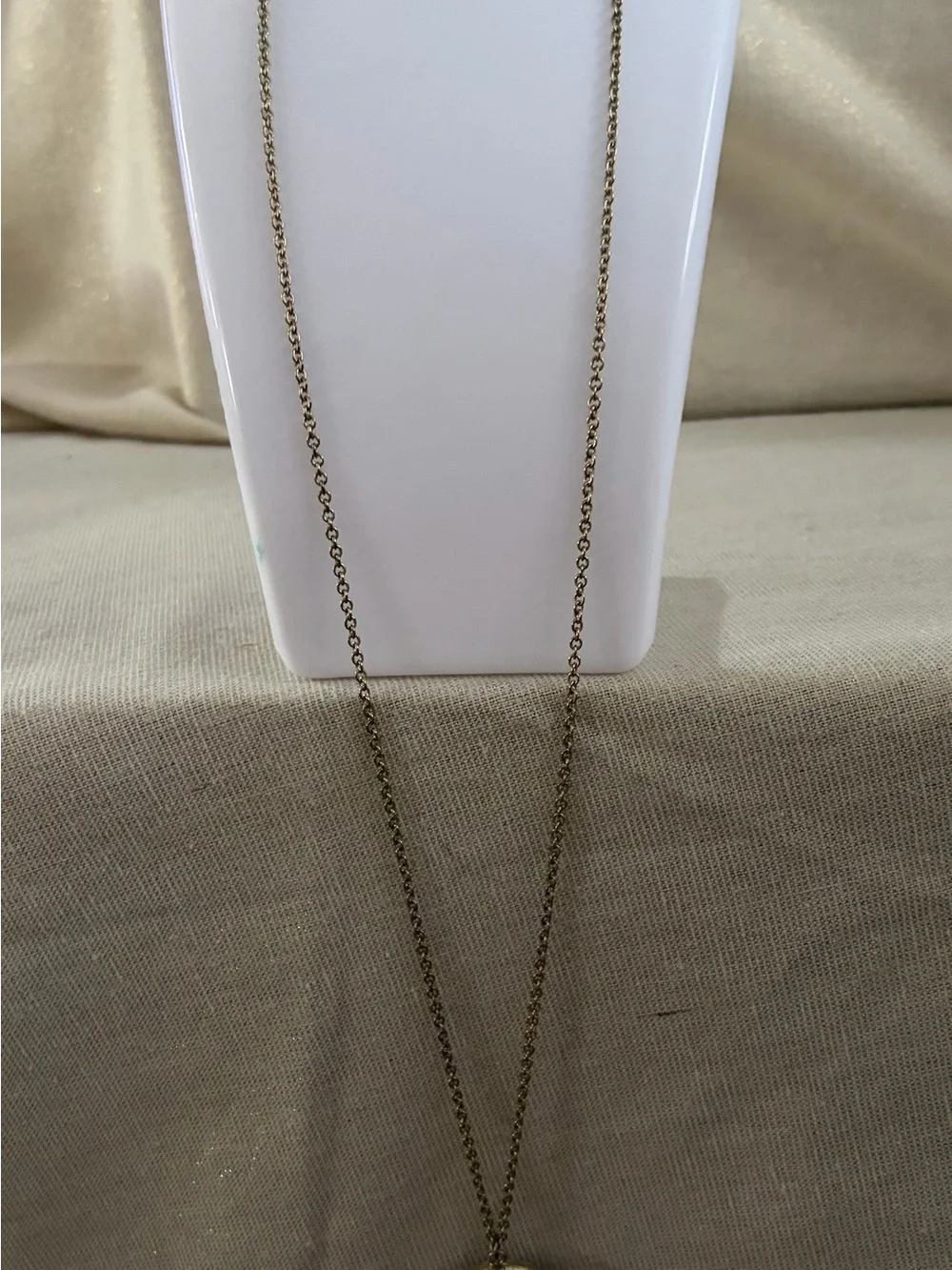 N/A necklace shown